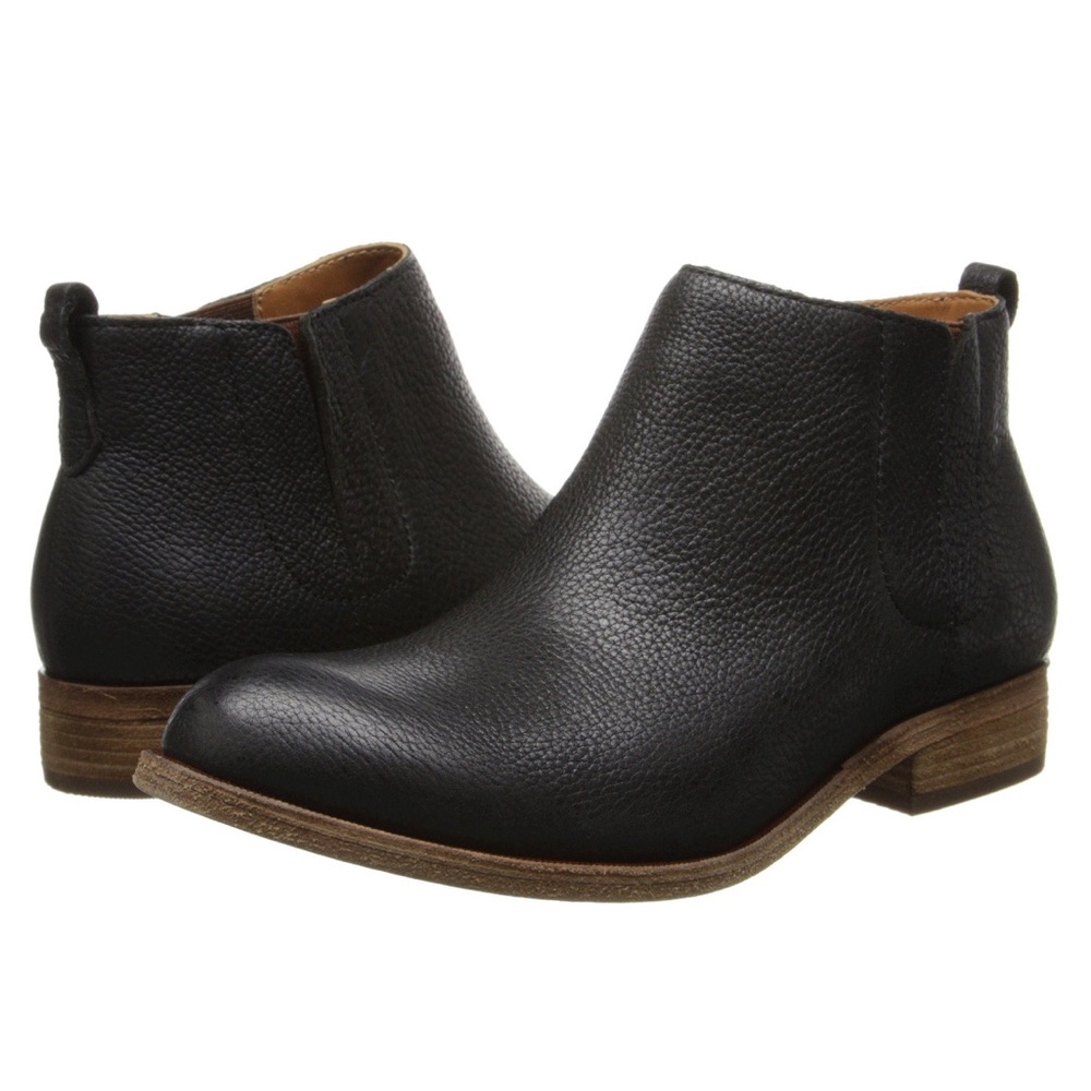 Kirk-Ease Velma black bootie